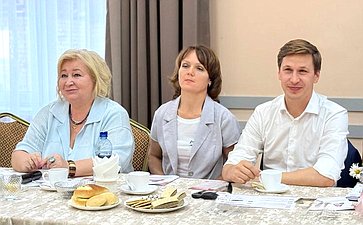 Иван Новиков представил проект «Активное долголетие» в Вилегодском округе Архангельской области