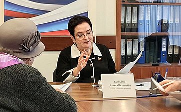 Лариса Мельник провела личный приём граждан в Севастополе