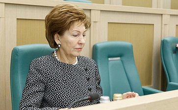 парламентские слушания, посвященные планированию бюджета на 2015 год и на период 2016–2017 годов - 1 Карелова