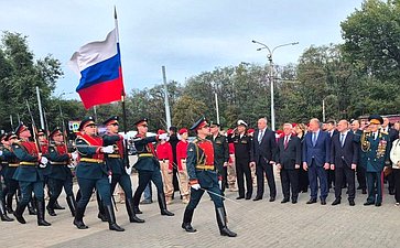 Василий Голубев принял участие в церемонии возложения цветов к стеле «Ростов-на-Дону – город воинской славы». Торжественное мероприятие посвящено 276-летию со дня основания Донской столицы
