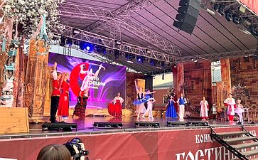 Анатолий Артамонов принял участие в заключительном представлении второго Всероссийского хореографического фестиваля «Лето грации»