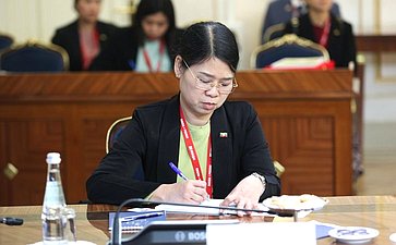 Валентина Матвиенко провела встречу с супругой Председателя Государственного административного совета, Премьер-министра Республики Союз Мьянма Чжу Чжу Хла