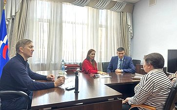 Александр Брыксин провёл личные встречи с курянами