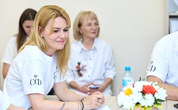 Во Владимире парламентарии посетили филиал Государственного фонда поддержки участников специальной военной операции «Защитники Отечества», где прошла конструктивная беседа с участниками СВО и членами их семей