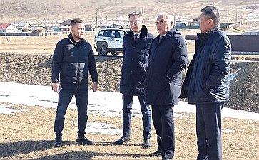 Баир Жамcуев в рамках региональной поездки побывал в городском округе «Поселок Агинское»