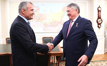 Встреча заместителя Председателя Совета Федерации Юрия Воробьева с ветераном СВО