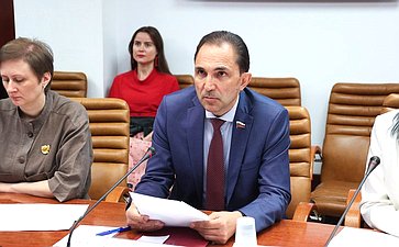 Андрей Хапочкин