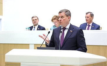 Уточнен порядок освобождения от НДФЛ доходов от реализации ценных бумаг высокотехнологичного сектора