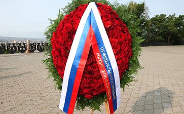 Парламентская делегация возложила цветы к Монументу «Мать Армения»