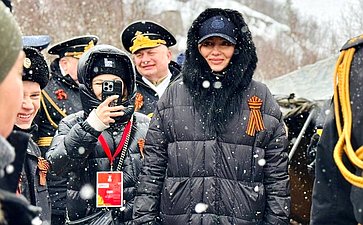 Татьяна Сахарова и Елена Дягилева в рамках региональной недели приняли участие в мероприятиях, приуроченных к 80-й годовщине Великой Победы