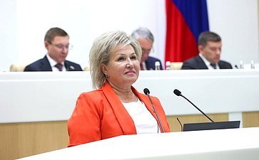 Елена Писарева