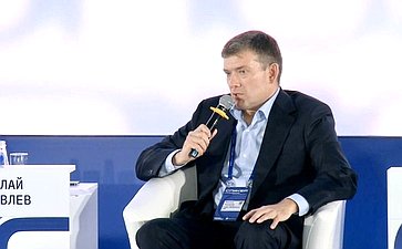Николай Журавлёв принял участие в работе X Форума «Финополис»