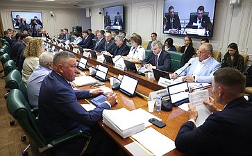 Расширенное заседание Комитета Совета Федерации по аграрно-продовольственной политике и природопользованию (в рамках Дней Брянской области в Совете Федерации)