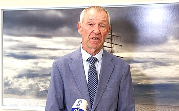 Открытие в Совете Федерации выставки творческих работ президента Международного союза художников-анималистов Сергея Ильинского-Акулова