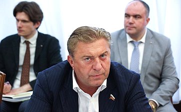 Александр Ярошук