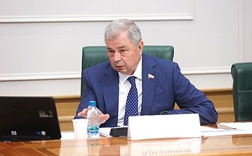Анатолий Артамонов
