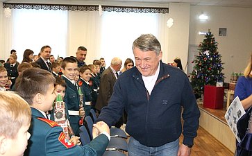 Встреча Юрия Воробьева с кадетами и педагогами образовательного центра «Корабелы Прионежья»