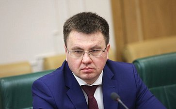 Круглый стол на тему «Пути решения ключевых стратегических задач по производству высоколокализованной конкурентоспособной продукции автомобильной отрасли»