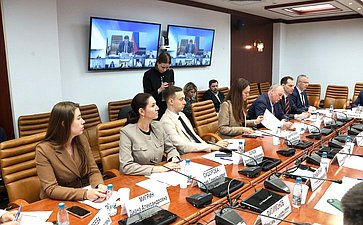 Совещание Комитета Совета Федерации по федеративному устройству, региональной политике, МСУ и делам Севера на тему «Совершенствование преференциальных режимов ДФО и Арктики для развития транспортно-логистической отрасли»