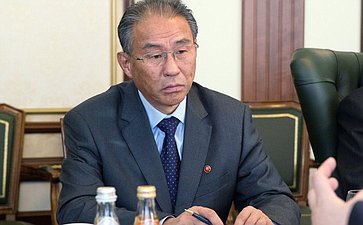 Переговоры с Председателем Президиума Верховного Народного Собрания КНДР Ким Ен Намом-5