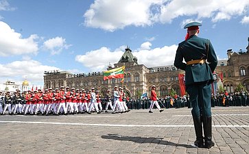 Председатель Совета Федерации Валентина Матвиенко присутствовала на военном параде в ознаменование 80-й годовщины Великой Победы