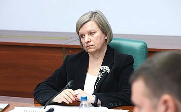 Совещание «Роль налоговых льгот в стимулировании научно-технологического развития РФ и повышении результативности научных исследований: эффективная мера государственной поддержки научной и инновационной деятельности или инструмент налоговой оптимизации»