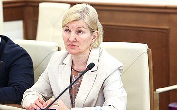 Совещание Комитета СФ по аграрно-продовольственной политике и природопользованию совместно с Комитетом СФ по экономической политике, Комитетом СФ по международным делам «О создании геологической платформы БРИКС: перспективы и формат работы»
