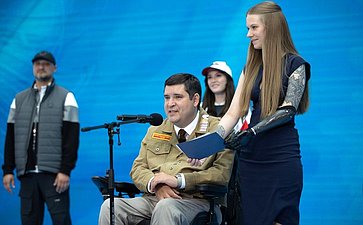 XXVIII Петербургский международный экономический форум (ПМЭФ’25). Показ международного конкурса адаптивной моды «На крыльях»