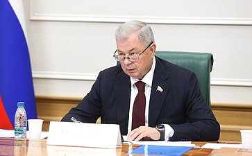 Анатолий Артамонов