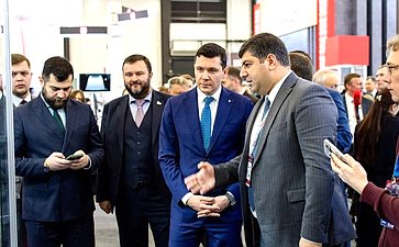 Дмитрий Ворона принял участие в пленарном заседании Международного форума-выставки «Российский промышленник – 2025» в Санкт-Петербурге