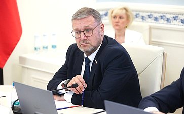 Константин Косачев