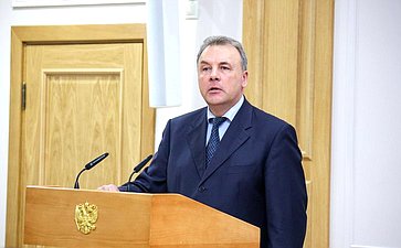 Артур Муравьев