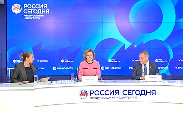 Пресс-конференция о законодательной поддержке российской легкой промышленности и развитии креативных (творческих) индустрий