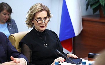 Инна Святенко