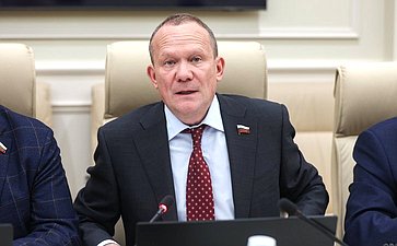Виктор Зобнев