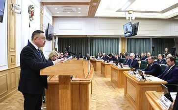 Парламентские слушания на тему «Вопросы повышения эффективности управления многоквартирными домами: основные подходы и предложения»