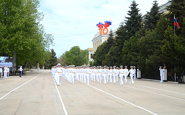 Сенаторы Е. Алтабаева и В. Куликов в Севастополе приняли участие в мероприятиях, посвященных 75-летию Великой Победы