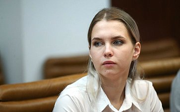 Встреча сенатора РФ Петра Тултаева со студентами МГУ им. Н. Огарева