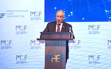 Сергей Митин принял участие в пленарном заседании V Московского академического экономического форума
