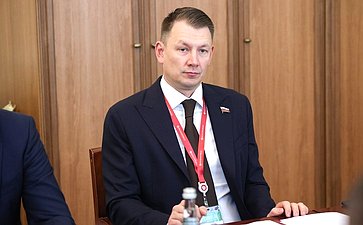 Александр Двойных
