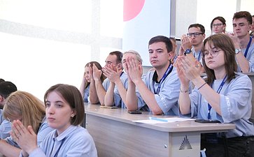 Участие первого заместителя Председателя Совета Федерации Андрея Яцкина в Межрегиональном студенческом слете «Будущее Приазовья»