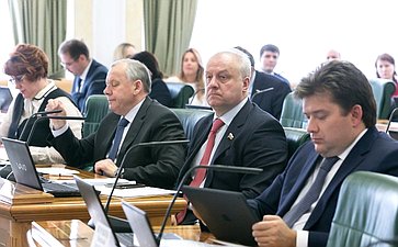 Комитет Совета Федерации по бюджету и финансовым рынкам рассмотрел на своем заседании в рамках проходящих в палате Дней Республики Адыгея влияние бюджетной обеспеченности на исполнение расходных обязательств и сбалансированность бюджета этого региона