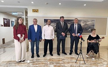 В Совете Федерации состоялось открытие выставки Василия Полякова «Мелодия русской души»