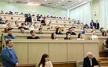 Сергей Рябухин обсудил с молодыми учеными Ульяновской области возможности развития научных исследований в регионе