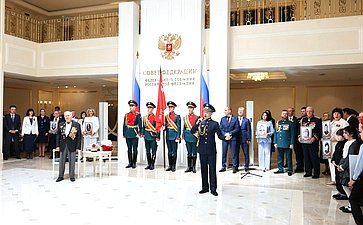 В Совете Федерации в преддверии Дня памяти и скорби состоялось торжественное открытие выставки «Память поколений»