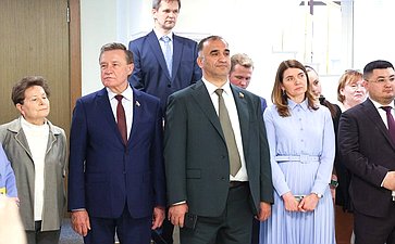 Открытие выставки «Новая реальность глазами юных строителей будущей России»