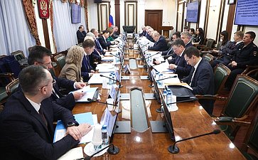 Совещание, посвященное реализации мер, направленных на снижение уровня некомплекта личного состава органов внутренних дел РФ, на повышение уровня социальных гарантий и льгот сотрудникам и работникам указанных органов