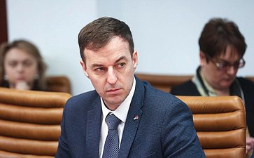 Совещание Комитета Совета Федерации по федеративному устройству, региональной политике, местному самоуправлению и делам Севера совместно с Министерством РФ по развитию Дальнего Востока и Арктики