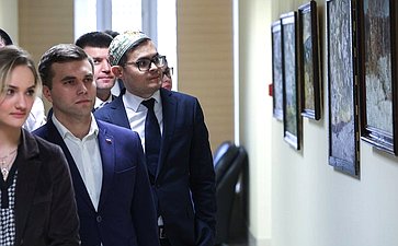 Открытие в Совете Федерации выставки, посвященной 130-летию Аркадия Пластова «Земле Пластова. Прислониха»
