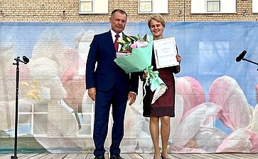 Игорь Мурог вручил награды Совета Федерации жителям Рязанской области
